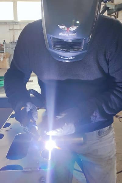 Saldatura certificata ISO 3834 su metallo - Brusati Oleggio